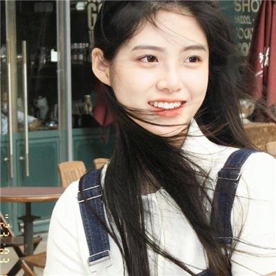 伴游女王